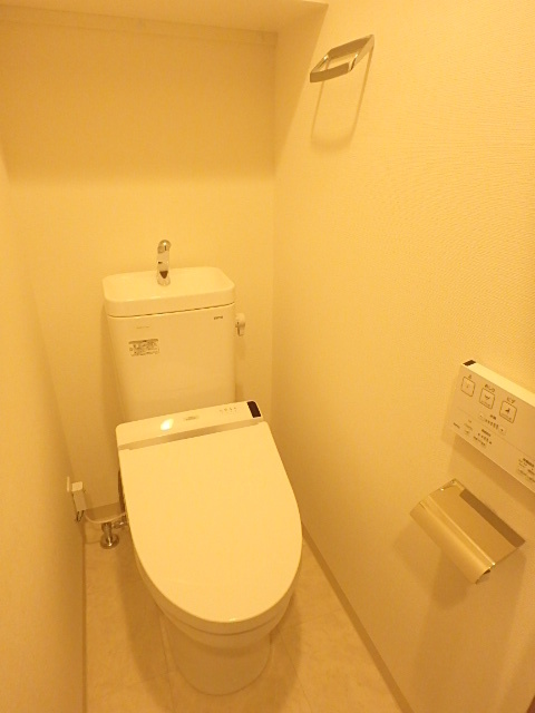 トイレ　ゆったりとした空間のトイレです