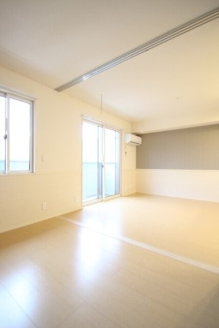 居室・リビング　２０３　リビング