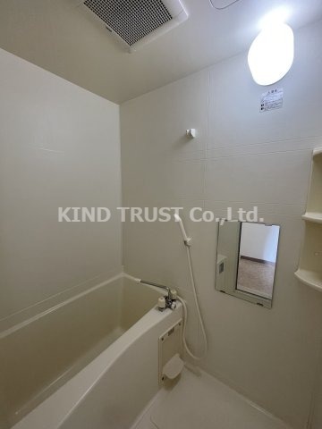 バス・シャワールーム　日々の疲れを癒すお風呂付です