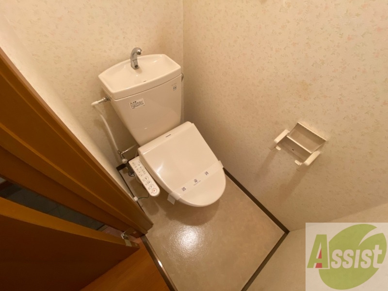 トイレ　嬉しいバストイレ別です！安心して使用できます。