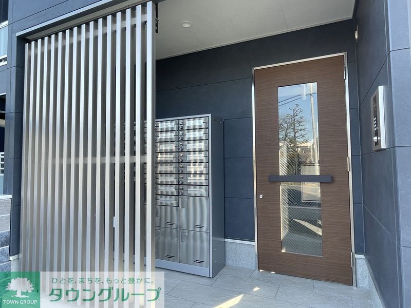 エントランス　宅配ボックス