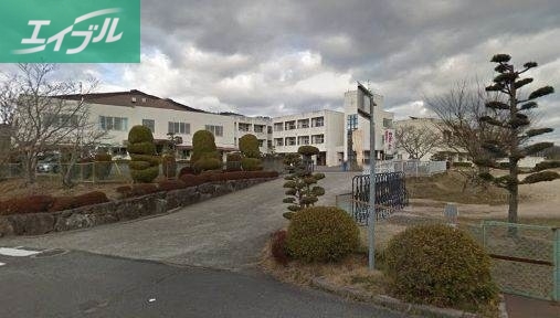 小学校　赤磐市立桜が丘小学校（小学校）まで1010m