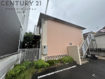 建物外観　シャッター雨戸付きのお部屋です♪