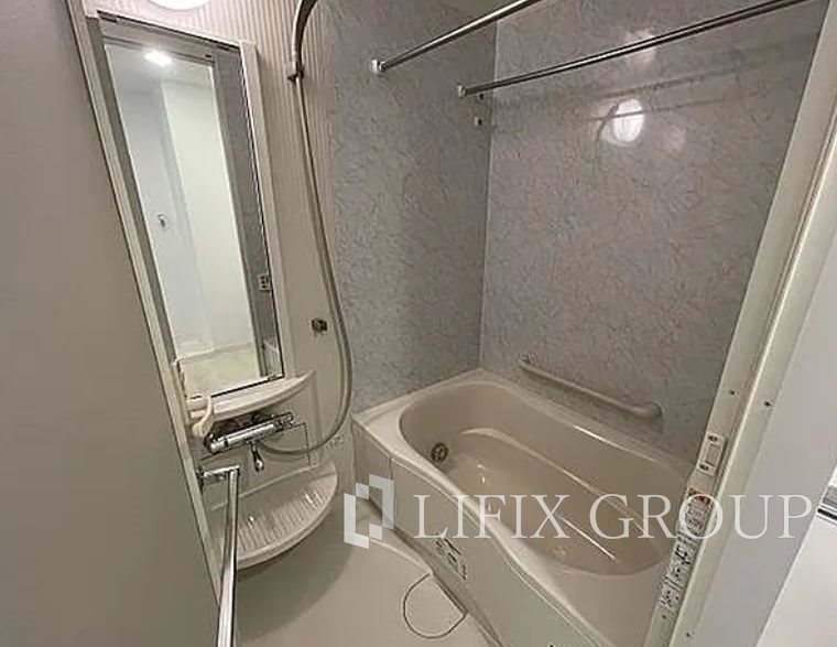 バス・シャワールーム　風呂