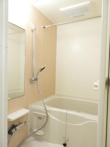 バス・シャワールーム　お風呂で日々の疲れを落としましょう