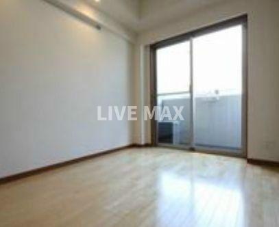 居室・リビング　別号室参考写真