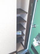 玄関　靴箱付き