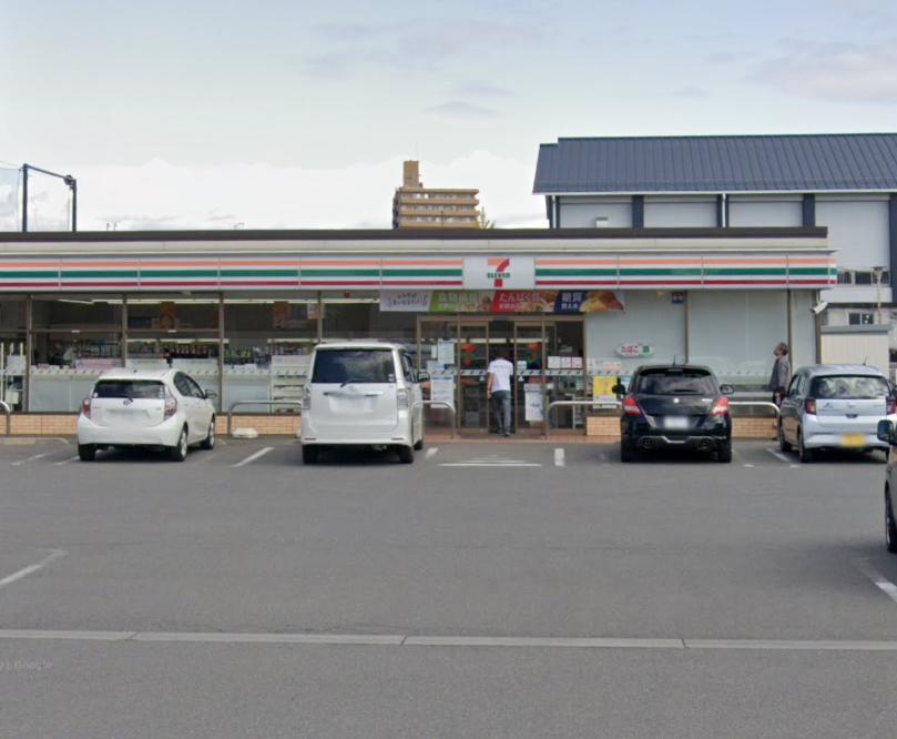 コンビニ　セブンイレブン 高崎大橋町店（コンビニ）まで670m