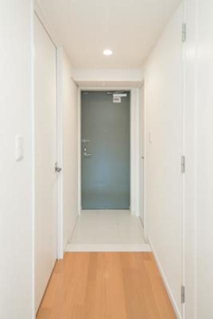 玄関　※写真は同タイプ住戸です。