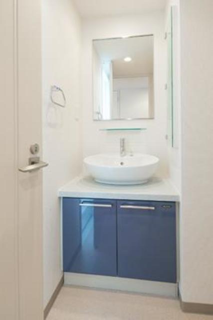 洗面設備　※写真は同タイプ住戸です。