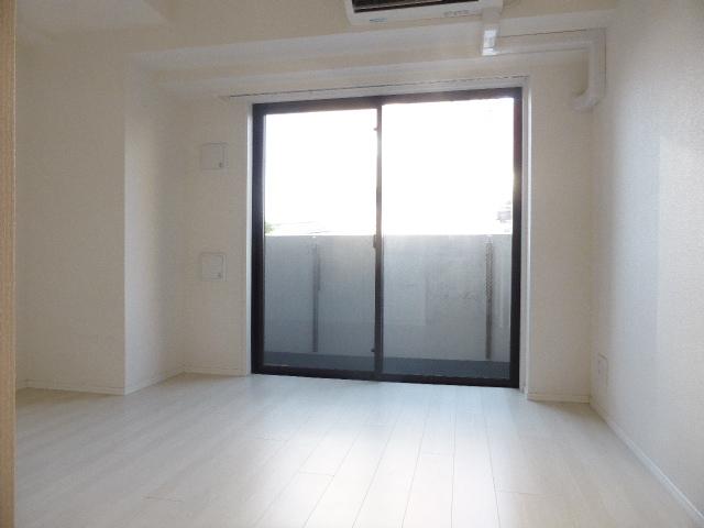 居室・リビング　居間※別部屋参考写真