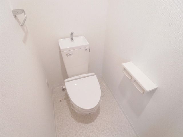 トイレ　★ウォームレット付き★
