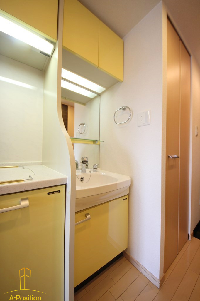 洗面設備　プレサンス梅田EAST