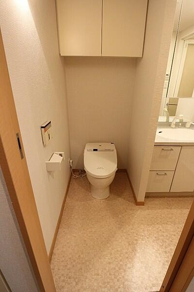 トイレ　※他のお部屋のお写真です。?