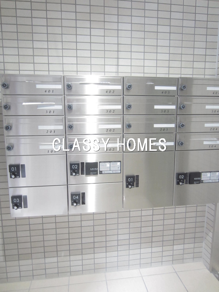 その他共有部分　2016年竣工　ジェムストーン南品川：宅配ボックス