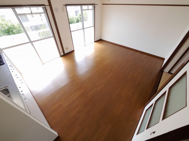 大久保東第一住宅の居間写真