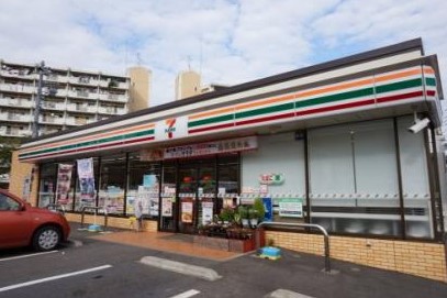コンビニ　セブンイレブン 川崎久末店（コンビニ）まで151m