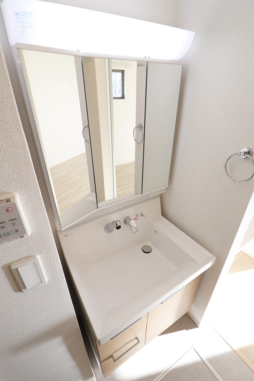 洗面設備　※同施工メーカーの写真になります