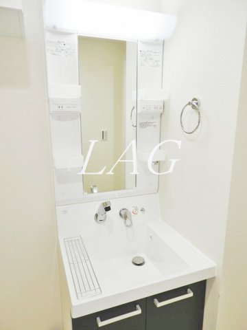 洗面設備　独立洗面台です。