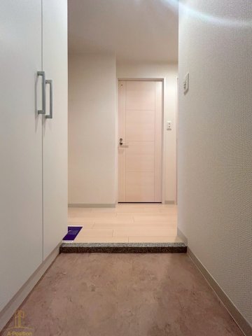 玄関　トレヴァンス梅田