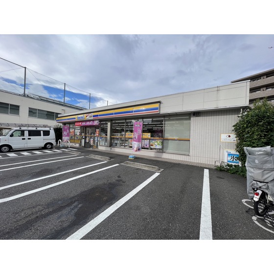 コンビニ　ミニストップ　南台５丁目店（コンビニ）まで370m