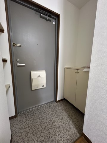 玄関　シューズボックスが付いた玄関です