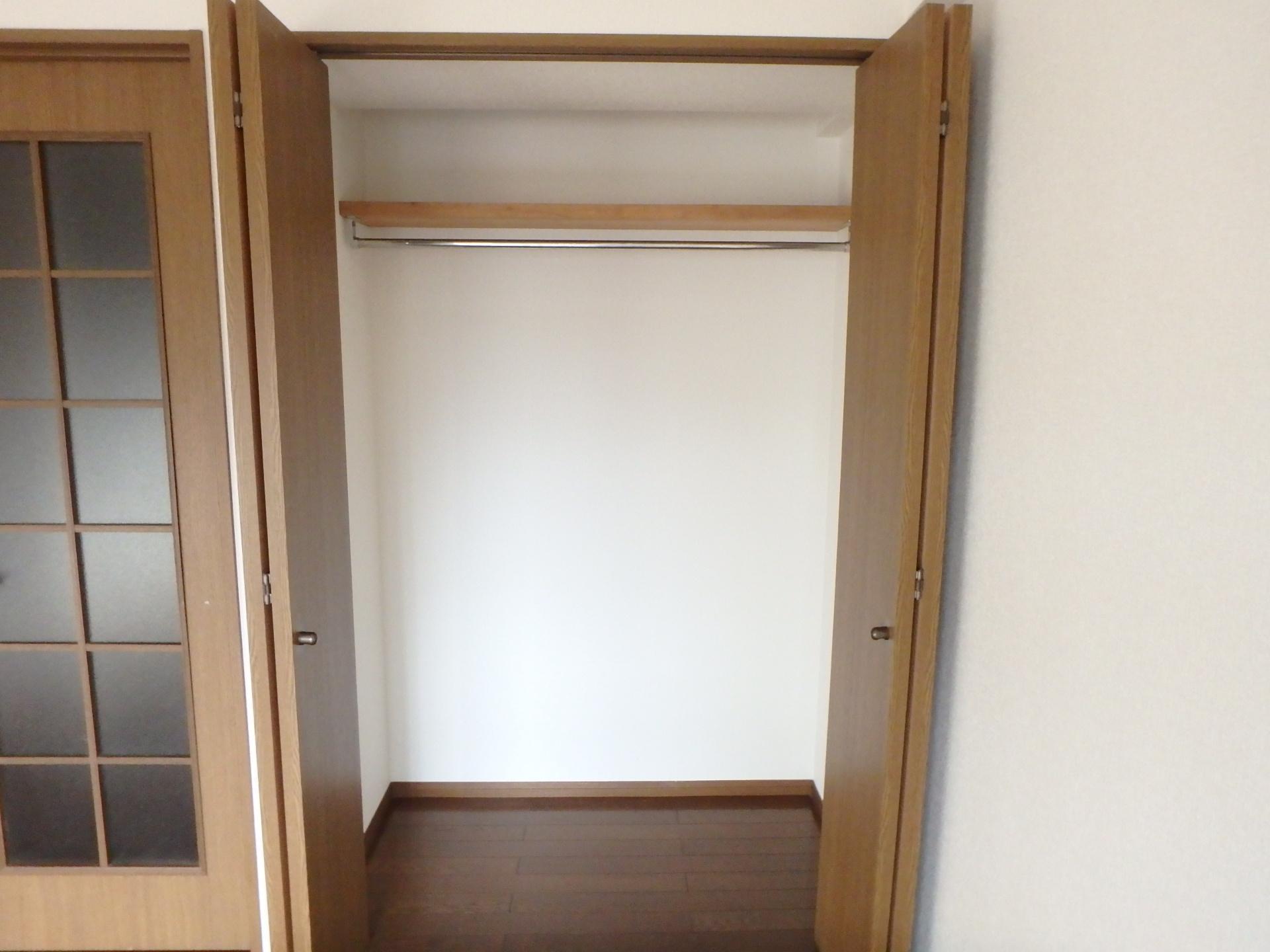収納　２段式のクローゼットです