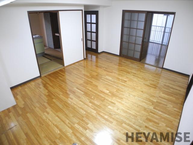 居室・リビング　※同間取りの別の階のお部屋の写真です※