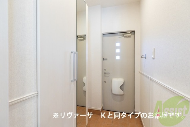 玄関　画像はイメージです。