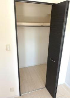 収納　※別号室の写真になります。