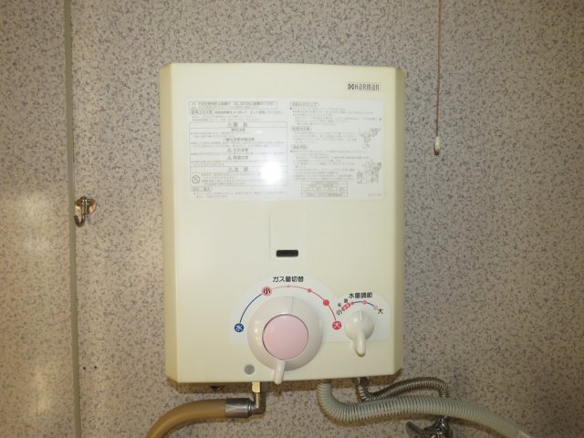 その他設備　湯沸かし器 反転タイプ