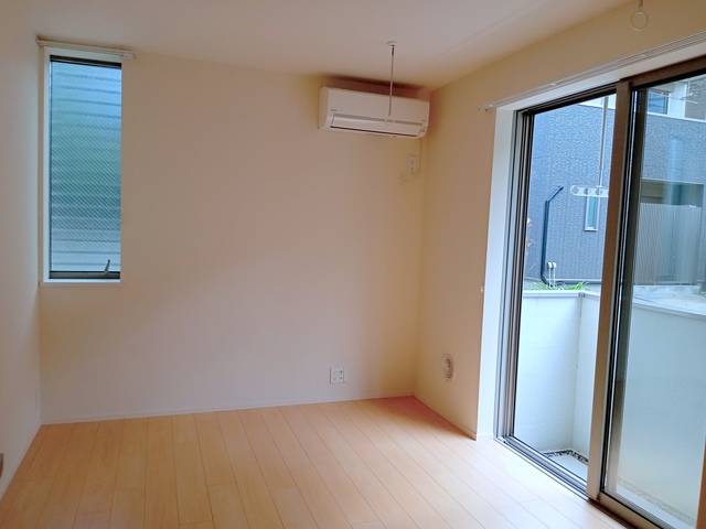 居室・リビング　★１階でも明るい２面採光のお部屋です★