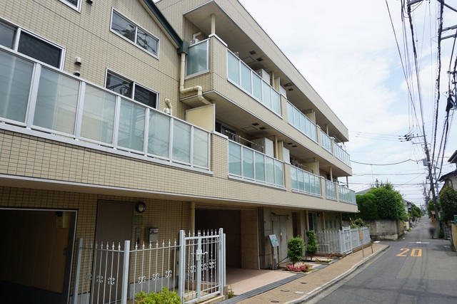 建物外観　中央線「東小金井駅」より徒歩９分の好立地です☆