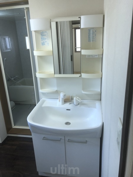 洗面設備　※別のお部屋のお写真です。御参考までに。