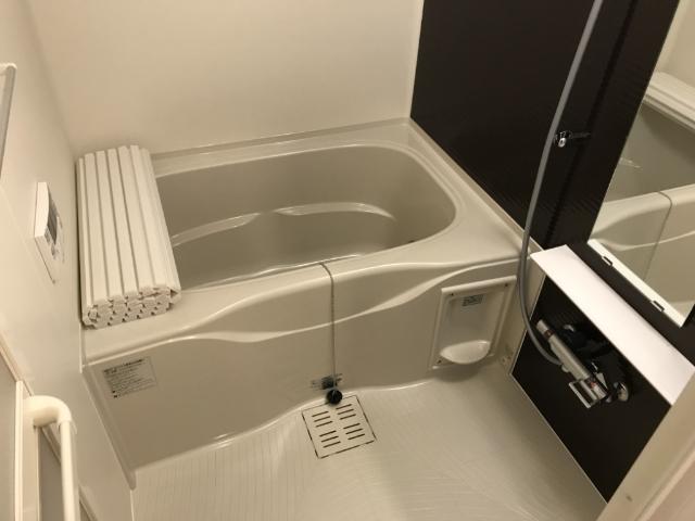 バス・シャワールーム　追炊きバス
