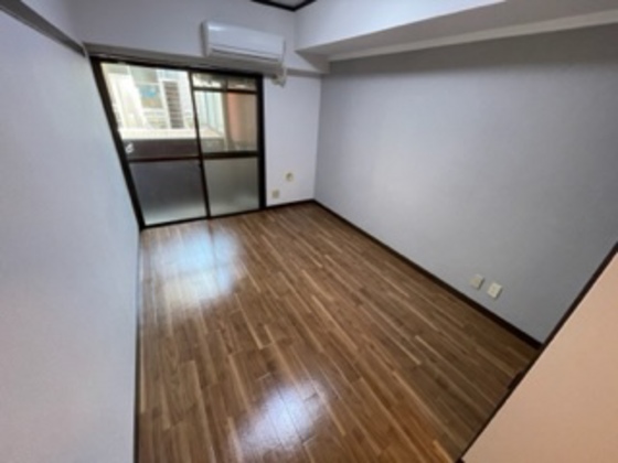 居室・リビング　※別部屋の写真です
