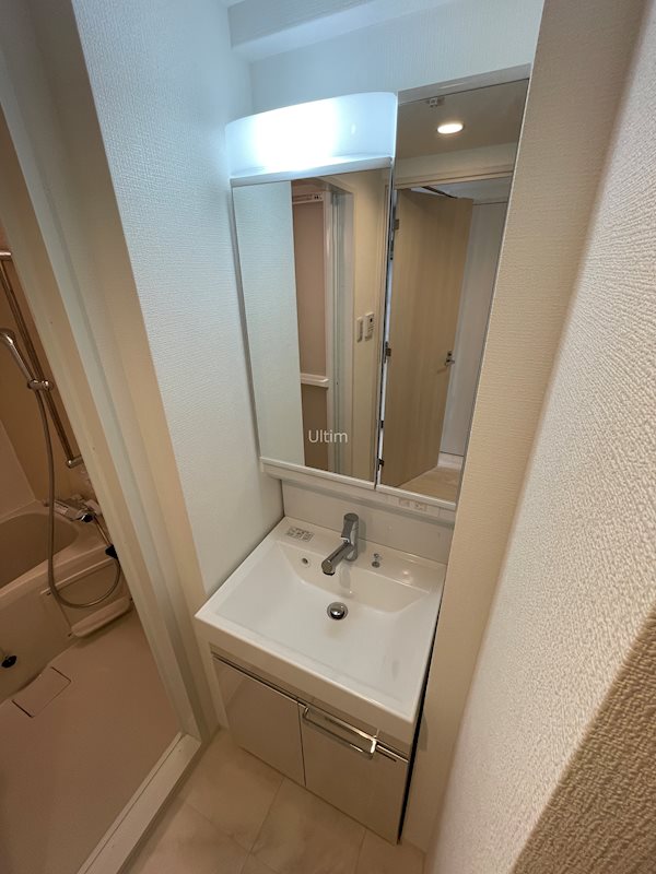 洗面設備　※別のお部屋の写真です