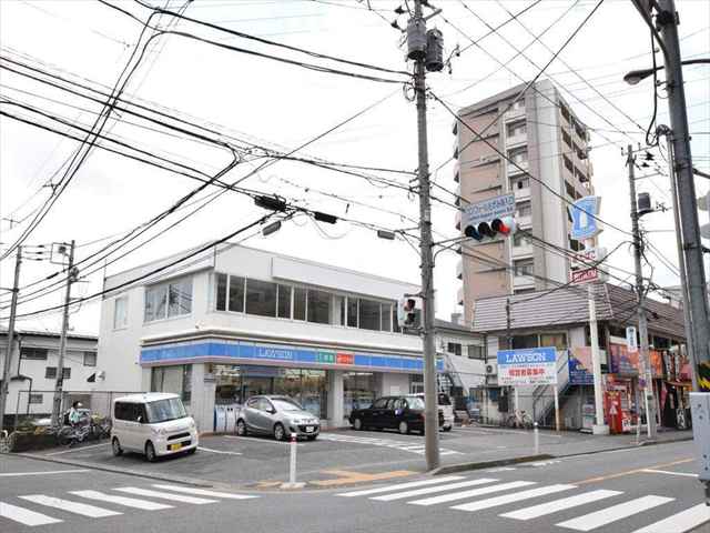 コンビニ　ローソン（コンビニ）まで584m