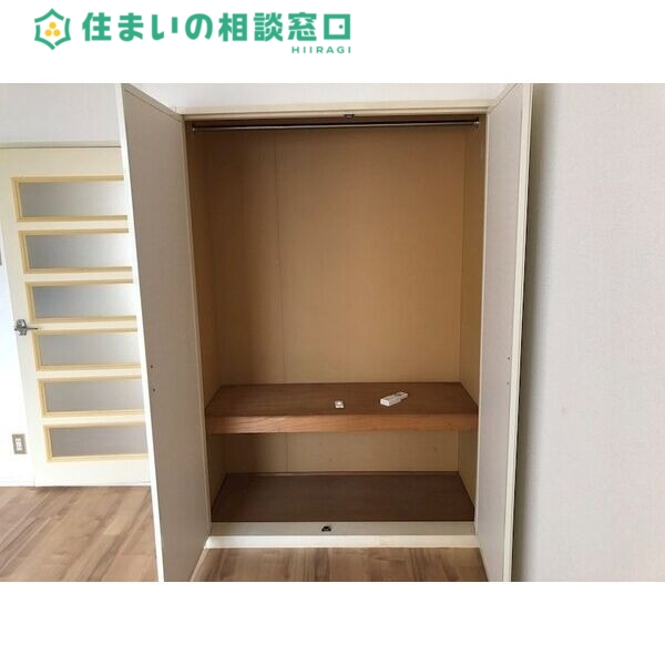 収納　同型
