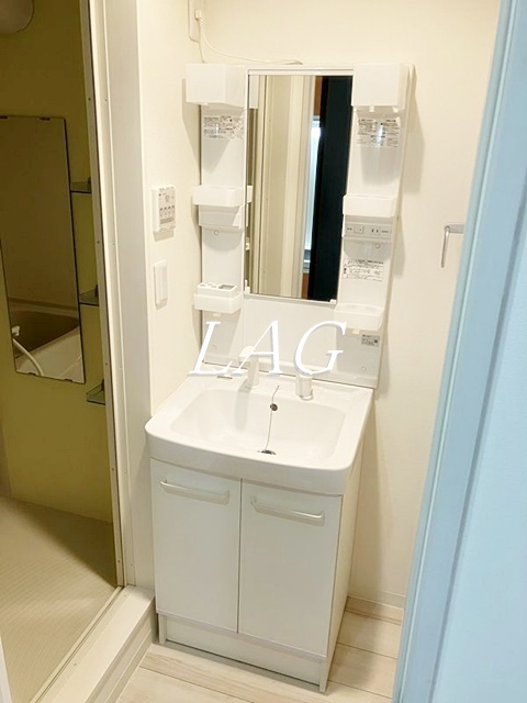 洗面設備　洗面台です。