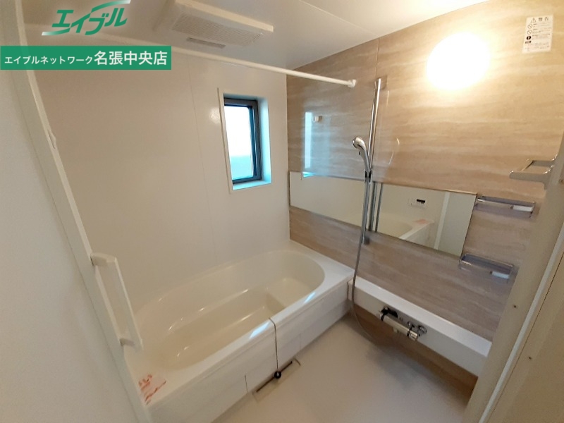 バス・シャワールーム　別部屋参考写真
