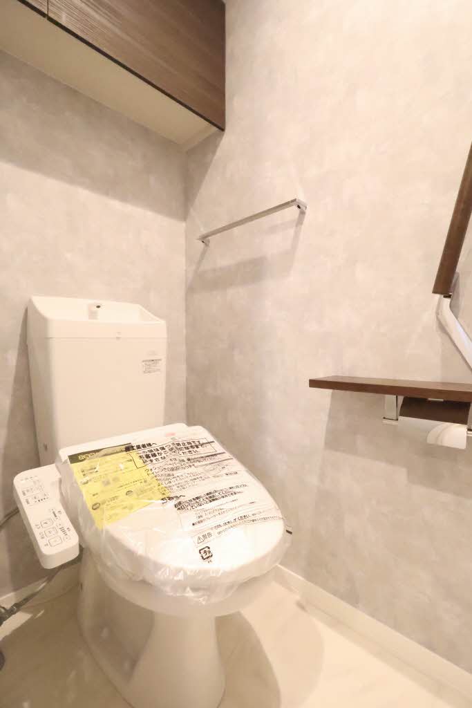 トイレ　※同物件参考資料