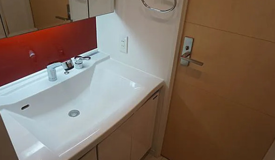 洗面設備　※別部屋の参考写真です。