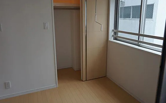 居室・リビング　※別部屋の参考写真です。