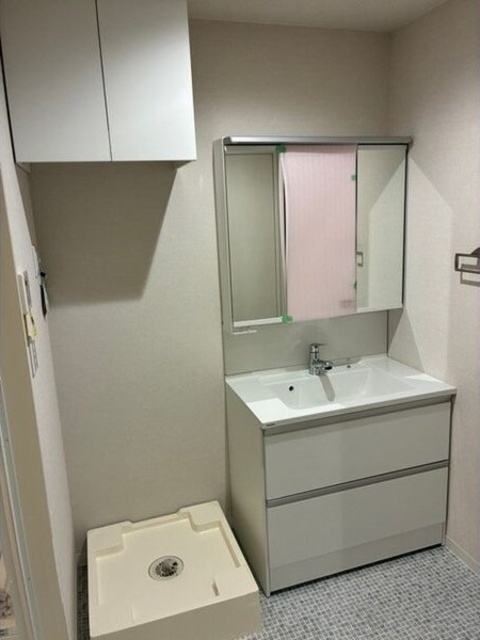 洗面設備　同仕様