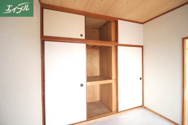 収納　同物件別部屋の写真です