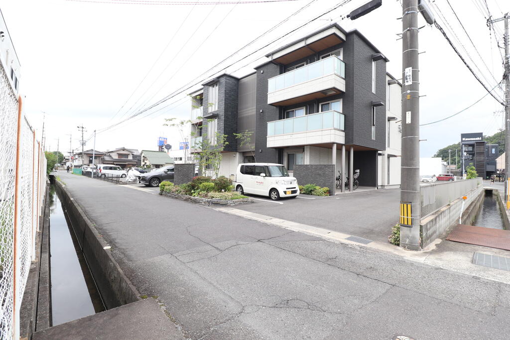建物外観　オシャレな外観♪