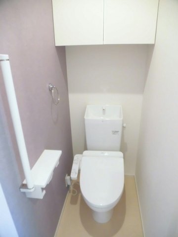 トイレ　トイレもきれいです