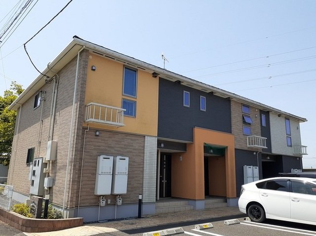 建物外観　外観は落ち着いています