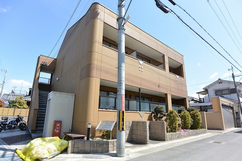 建物外観　エバーハイツ春日
